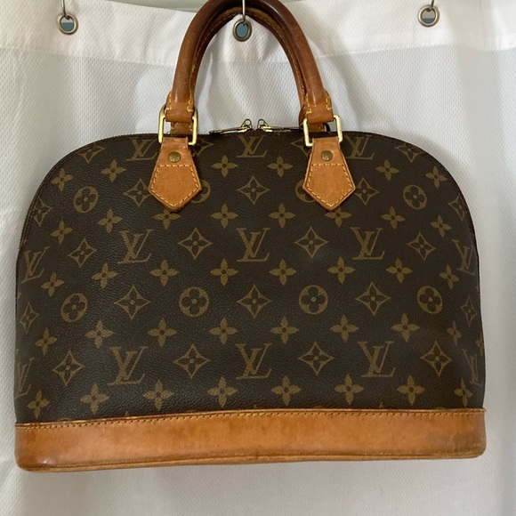 Sale! Authentic Louis Vuitton Alma Bag! - Picture 5 of 12